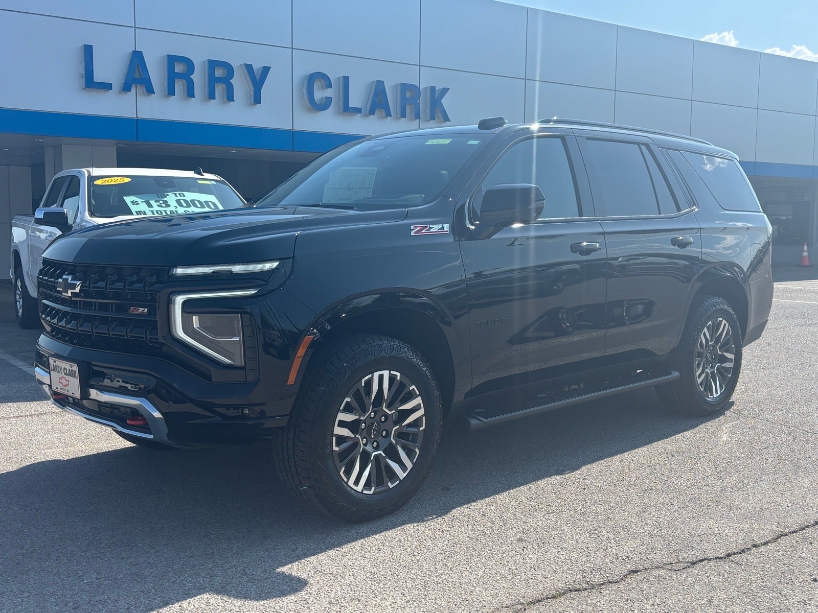 2026 Chevrolet Tahoe Z71 in Black — front three-quarter view