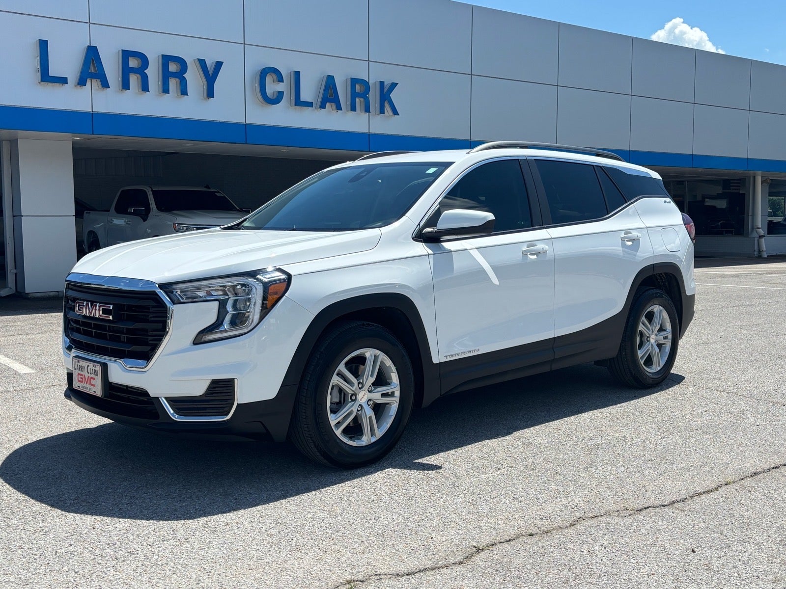 2024 GMC Terrain SLE in Summit White — front three-quarter view